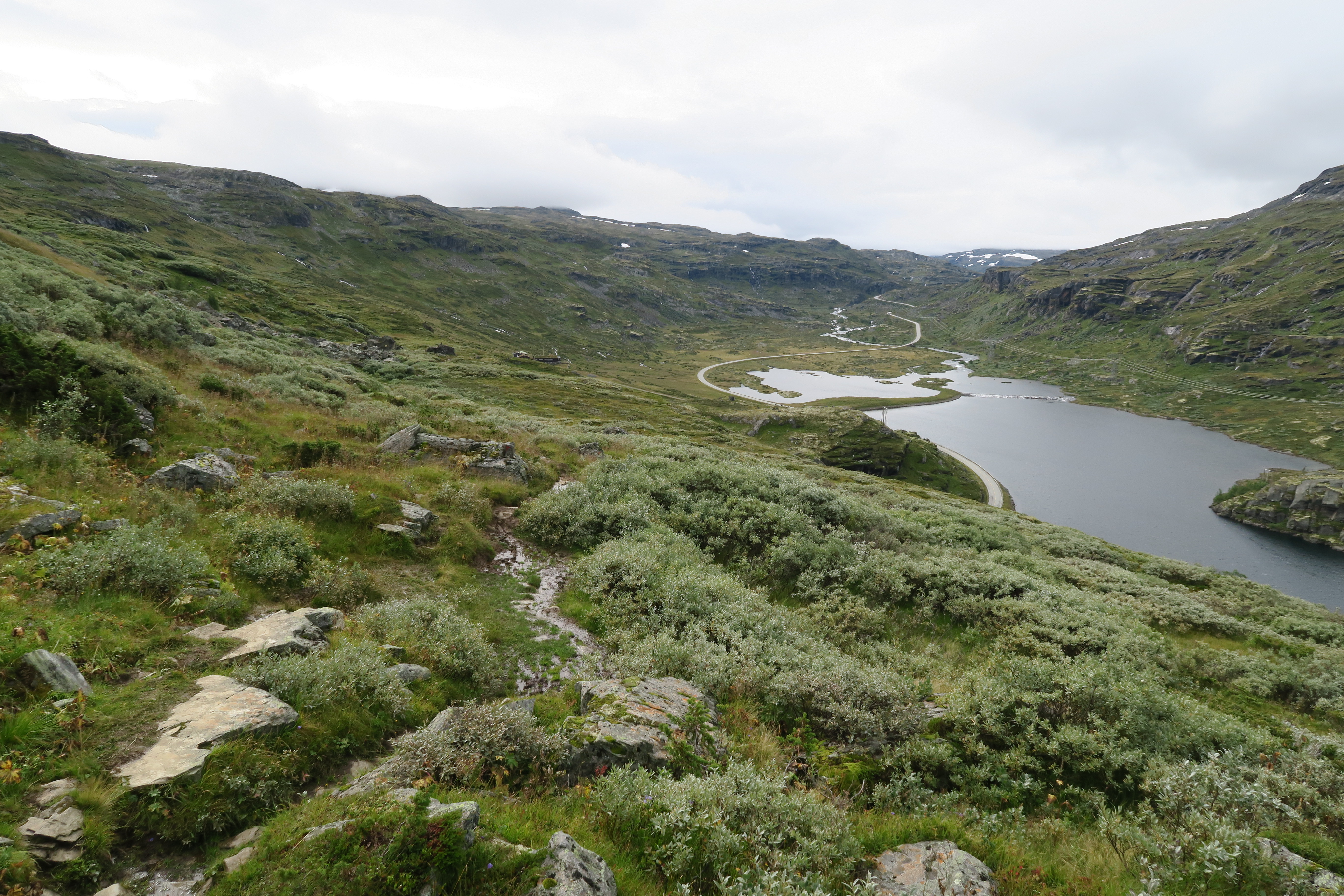 Views on the way to Østerbø